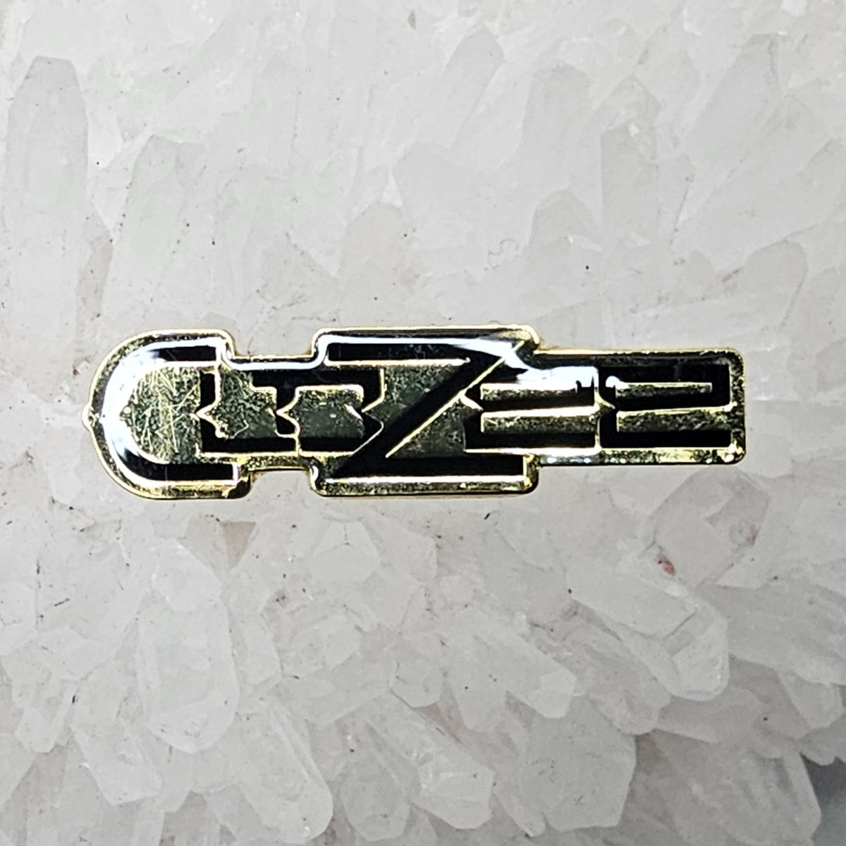 ミュージシャン hide PINS CAPSULE Clozee V4 Edm Music DJ Enamel Pins Hat Pins Lapel Pin Brooch Badge