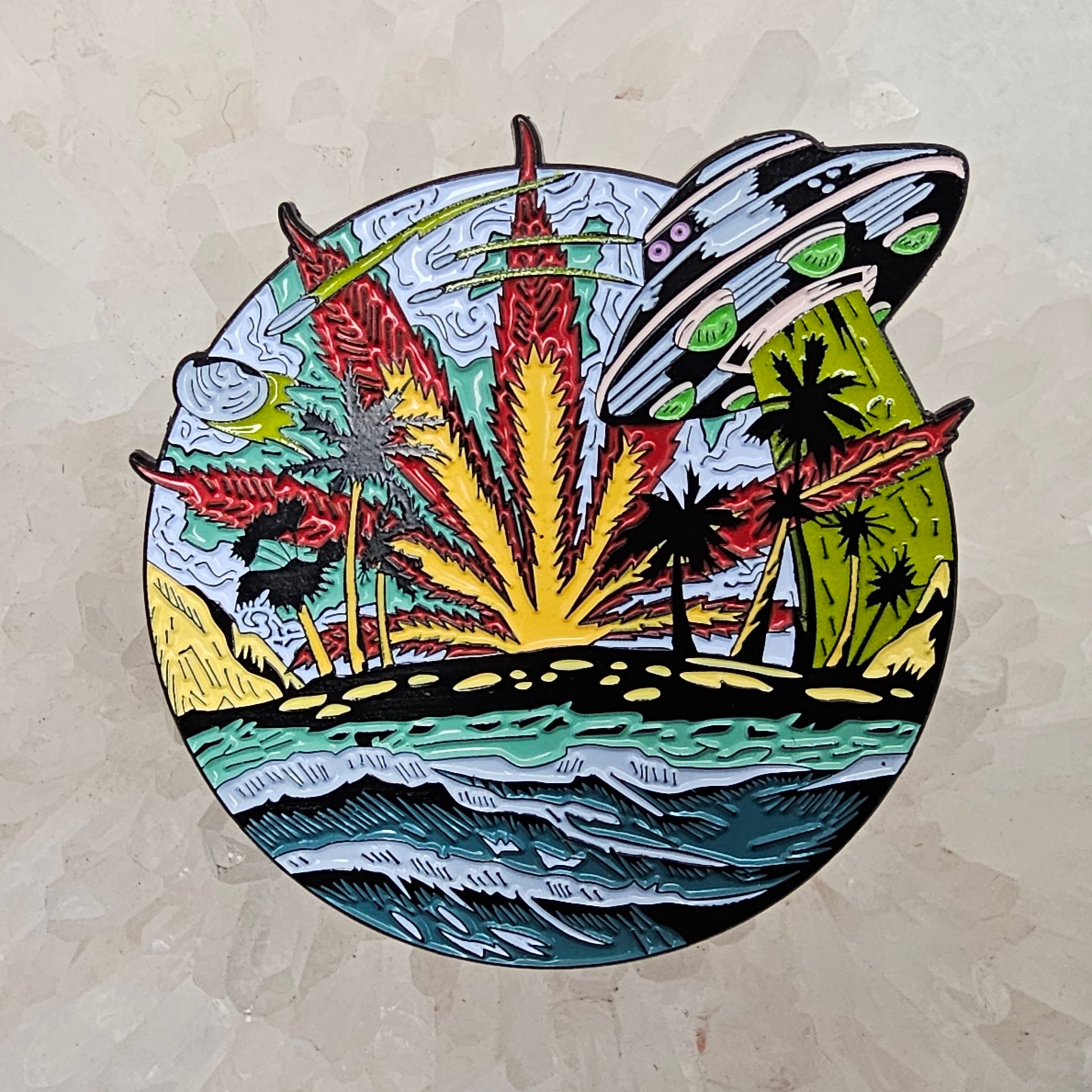 West Coast Alien Invasion Psychedelic Flying Saucer Weed Ufo Sunset Enamel Pins Hat Pins Lapel Pin Brooch Badge Festival Pin