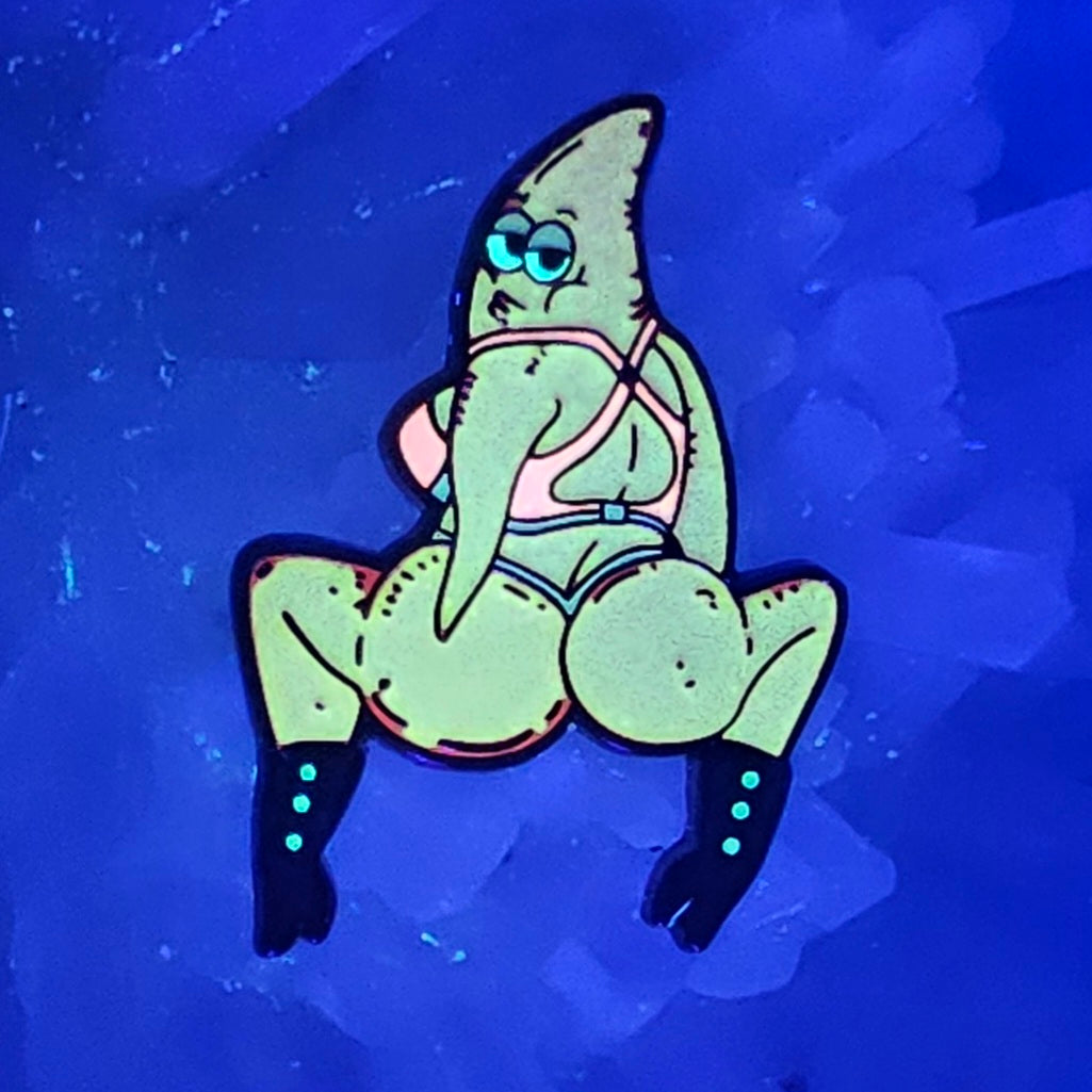 Patrick Twerk Star Sexy Sponge Erotic Bob Enamel Pins Hat Pins Lapel Pin Brooch Badge Festival Pin