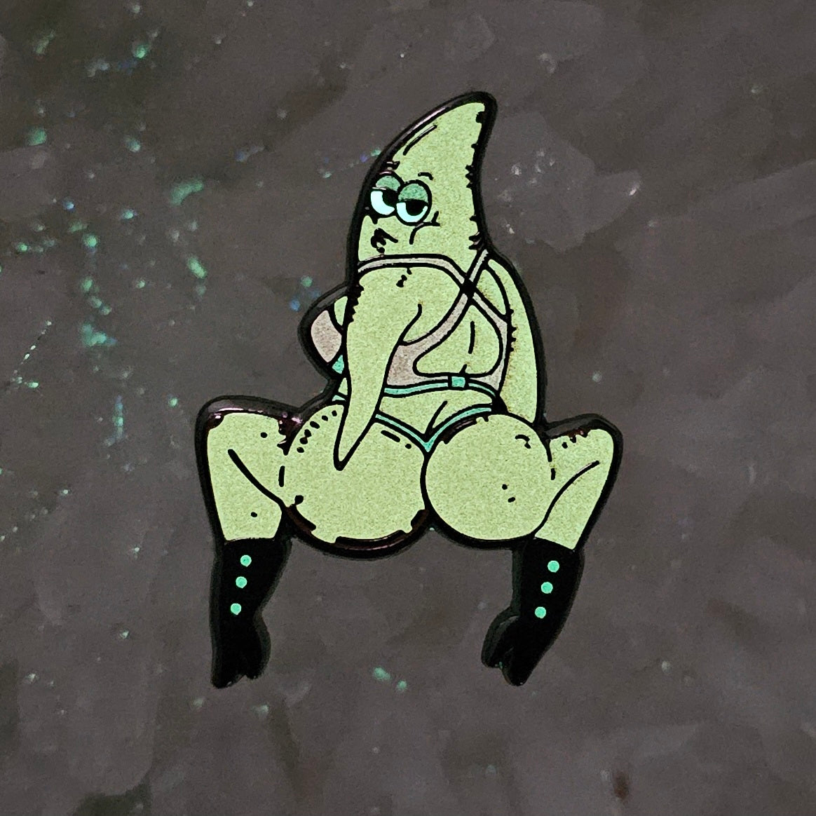 Patrick Twerk Star Sexy Sponge Erotic Bob Enamel Pins Hat Pins Lapel Pin Brooch Badge Festival Pin