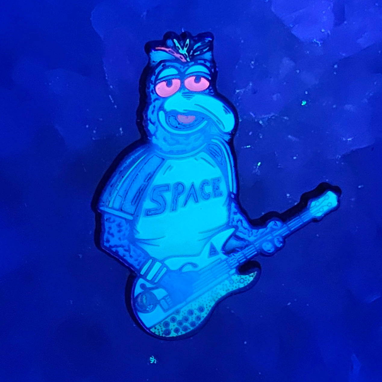 Shredding Gonzo Grateful Guitar God Dead Lot Glow Enamel Pins Hat Pins Lapel Pin Brooch Badge Festival Pin