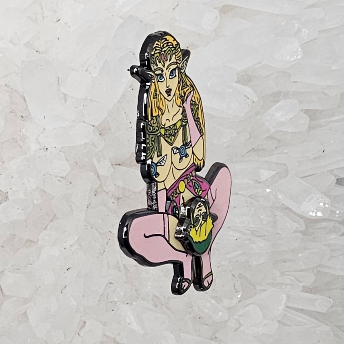 Kinky Zelda &amp; Link Legend Of Video Game Spinner Glow Enamel Pins Limited Edition Hat Pins Lapel Pin Brooch Badge Festival Pin