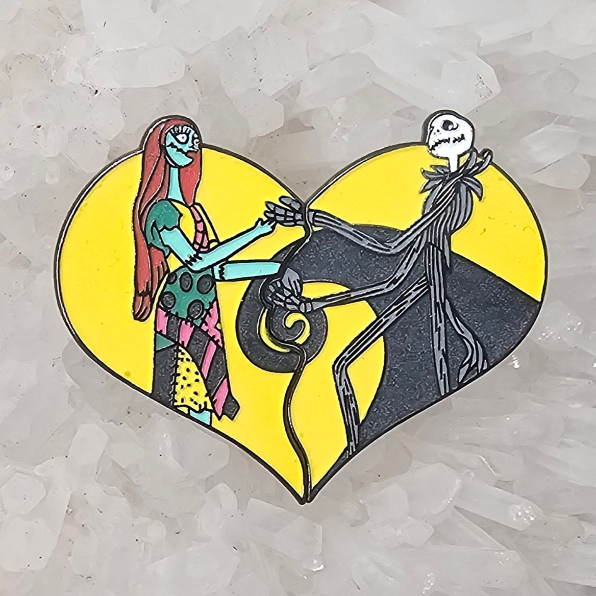 Jack &amp; Sally Nightmare Before Love Christmas Couples His And Hers Set Glow Enamel Pin Hat Pin Lapel Pin Brooch Badge Festival Pin Set(2)