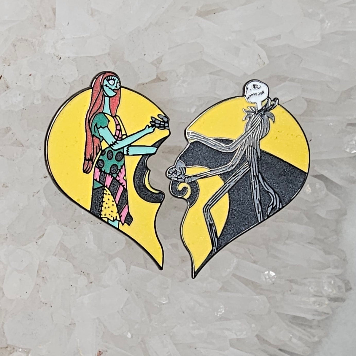Jack &amp; Sally Nightmare Before Love Christmas Couples His And Hers Set Glow Enamel Pin Hat Pin Lapel Pin Brooch Badge Festival Pin Set(2)