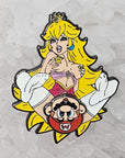 Peaches & Cream Mario Video Game Kinked Princess Sexy Peach Spinner Glow Enamel Pins Hat Pins Lapel Pin Brooch Badge Festival Pin