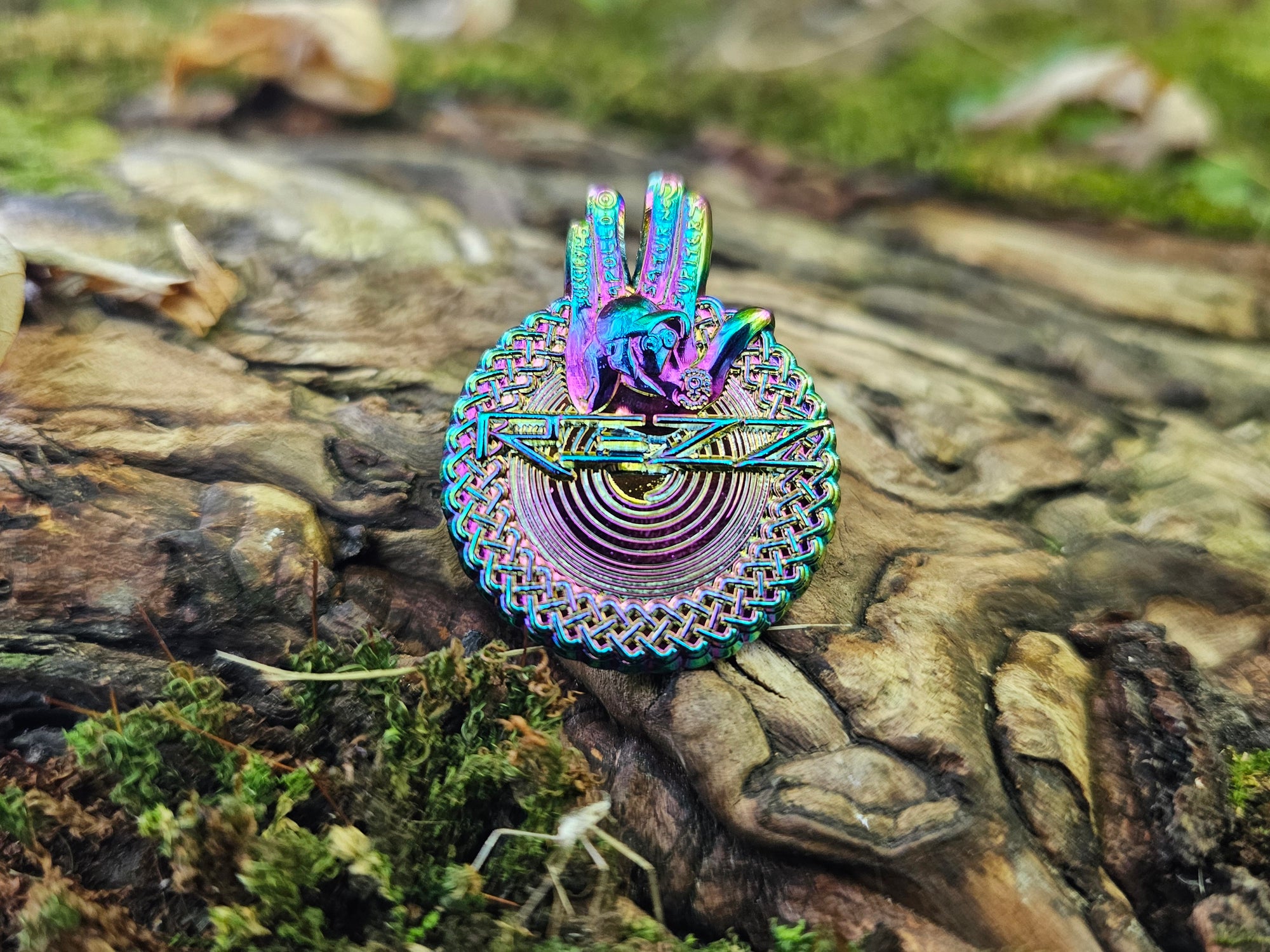 Rezz Hypnotic Hand Palm Reading Dubstep Edm Dj 3D Metal Enamel Pins Limited Edition Hat Pins Lapel Pin Brooch Badge Festival Pin