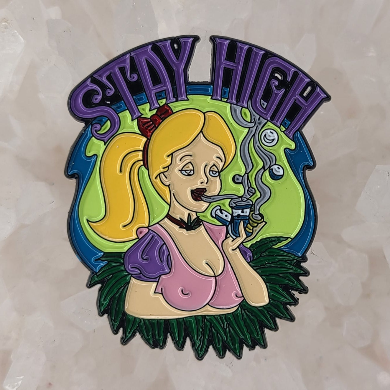 Stay High Alice Pin Up In Wonderland Weed Enamel Pins Hat Pins Lapel Pin Brooch Badge Festival Pin