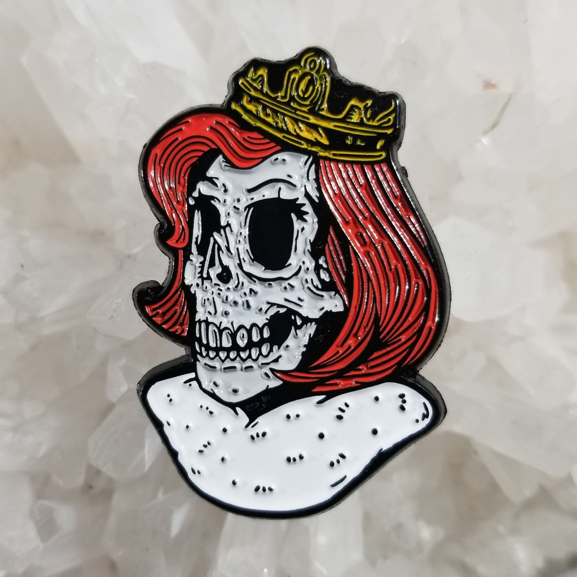 Undead Queen Crown Zombie Skull Skeleton Enamel Hat Pin - Enamel/Metal